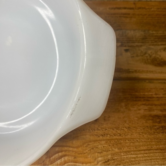 Vintage Anchor Hocking Fire King #437 Green Meadow 1 1/2 Quart QT Casserole Dish - Picture 7 of 10